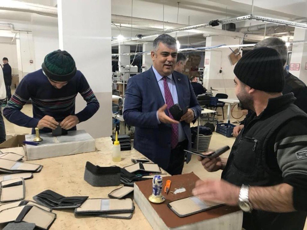 Başkan Özgüven: “İstihdam oluşturanın yanındayız”