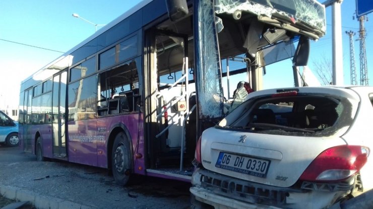 Gevaş’ta trafik kazası; 6 yaralı