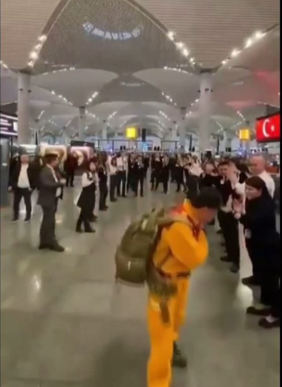 Tayvanlı arama kurtarma ekibi alkışlarla uğurlandı