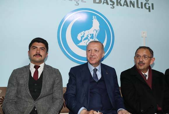 Cumhurbaşkanı Erdoğan'dan Ülkü Ocakları'na ziyaret 14