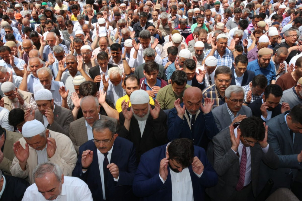 Konya’da Mursi için gıyabi cenaze namazı kılındı 7