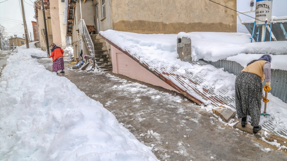 Konya'nın Hadim ilçesinde kar yağışı etkili oldu 4