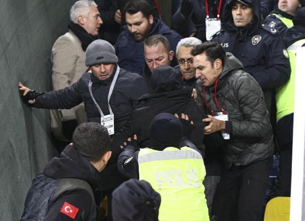 Ankaragücü: 0 Konyaspor: 1 4