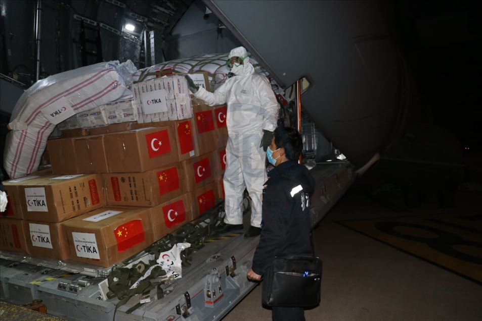 Çin'deki Türk vatandaşlarını getirecek askeri uçak Vuhan'da 4