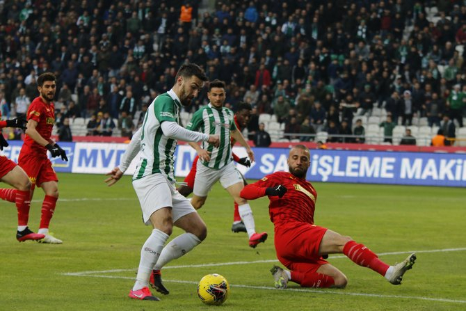Konyaspor-Göztepe maçından kareler 19