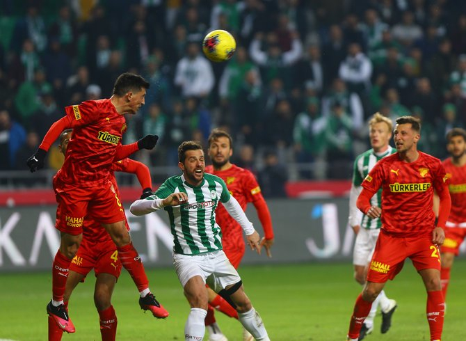 Konyaspor-Göztepe maçından kareler 31