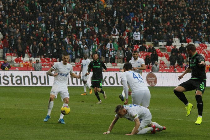 Konyaspor: 0 - Kasımpaşa: 0 8