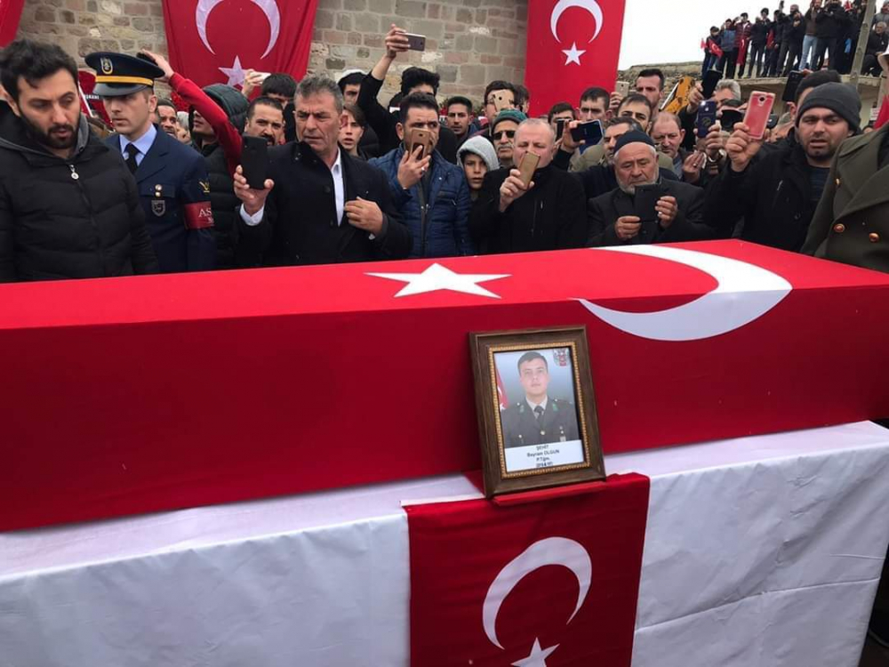 Konya'nın İdlib şehidi Bayram Olgun'u son yolculuğuna on binler uğurladı 2