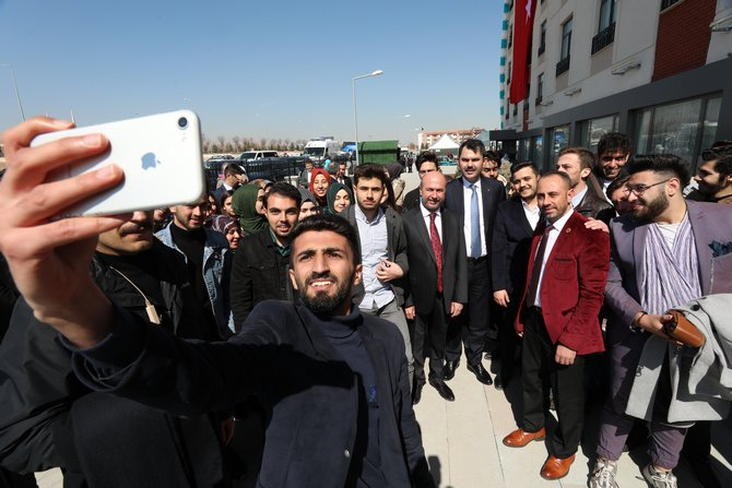 Bakan Kurum, Konya'da yurt yerleşkesi açılışına katıldı 14