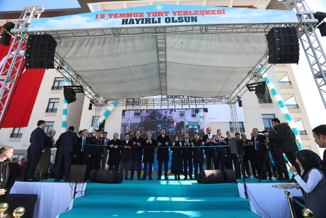 Bakan Kurum, Konya'da yurt yerleşkesi açılışına katıldı 9