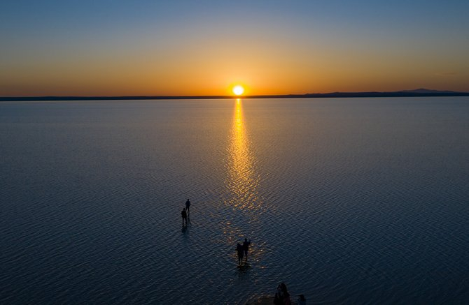 Tuz Gölü'nde gün batımı 8