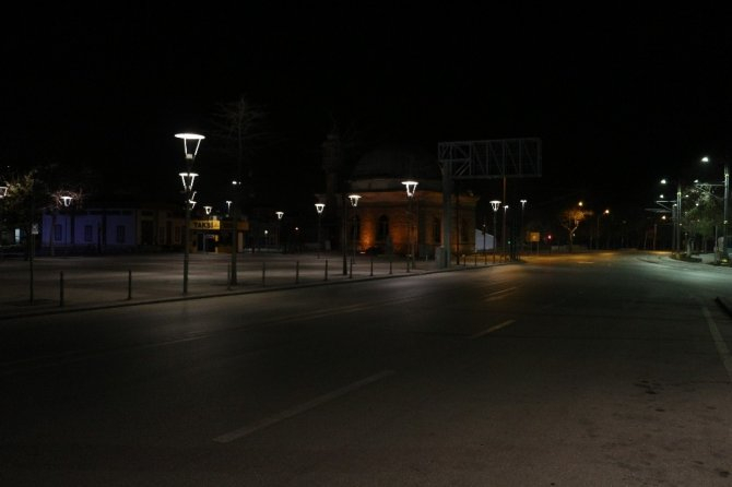 Konya’da sokaklar yeniden sessizliğe büründü 6