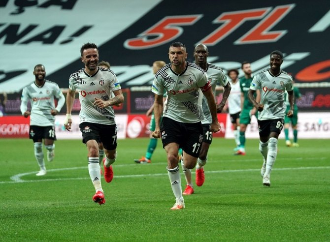 Beşiktaş-Konyaspor maçından kareler 14