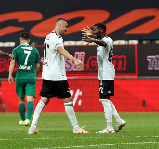 Beşiktaş-Konyaspor maçından kareler 19