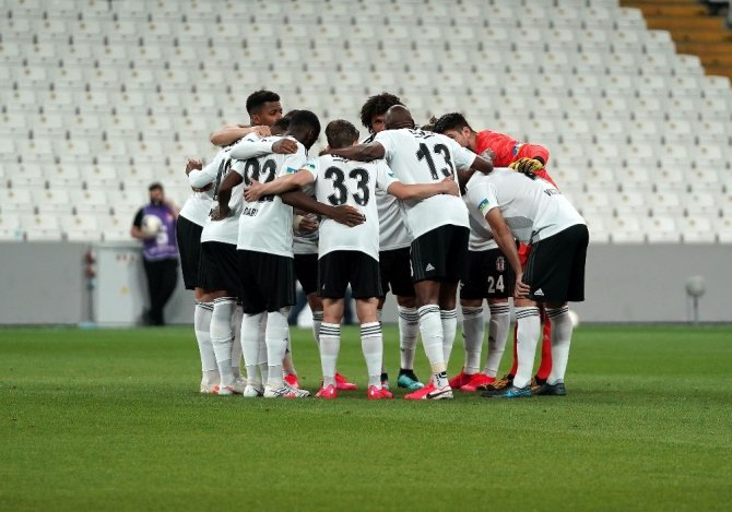 Beşiktaş-Konyaspor maçından kareler 28