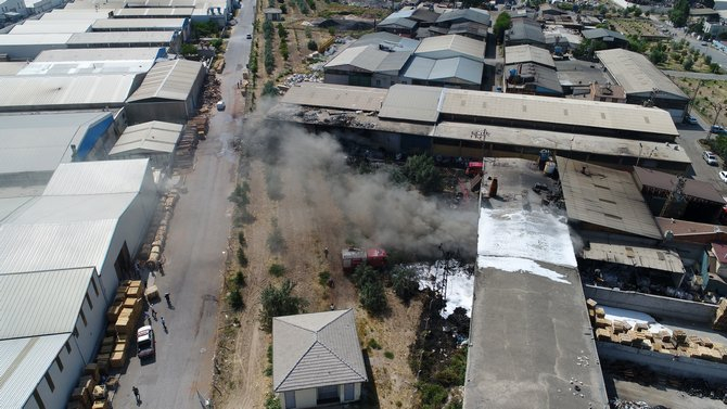 Konya'da, geri dönüşüm deposu ve palet atölyesinde yangın 30