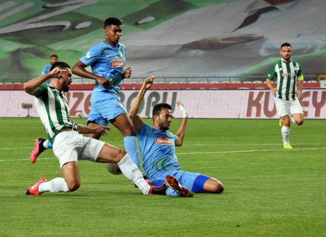 Konyaspor-Çaykur Rizespor maçından fotoğraflar 20