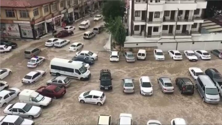 15 dakika yetti: Konya'yı dolu vurdu kamyonlarla taşıdılar 3