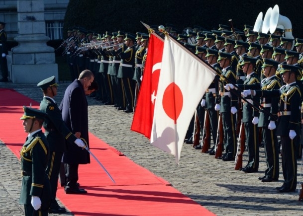 Başbakan Erdoğan Japonya'da askeri törenle karşılandı 19