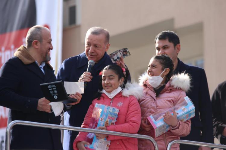 Cumhurbaşkanı Erdoğan'a 21 yıllık sürpriz duygulandırdı 2