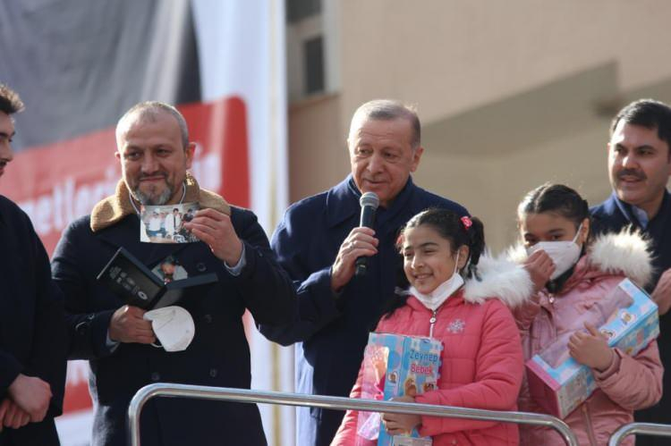 Cumhurbaşkanı Erdoğan'a 21 yıllık sürpriz duygulandırdı 5