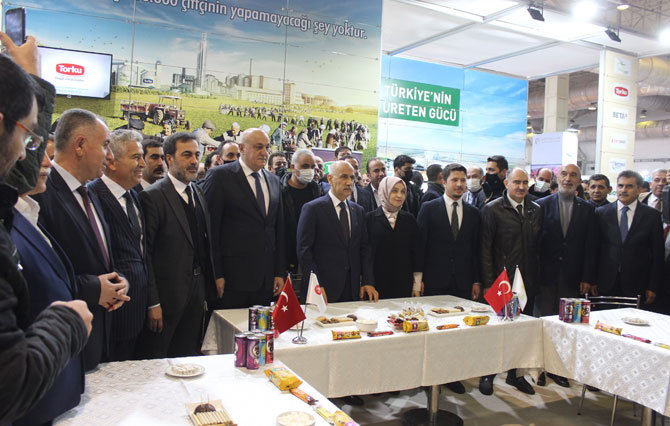Tarım ve Orman Bakanı Vahit Kirişci, Konya Tarım Fuarı'nda 7