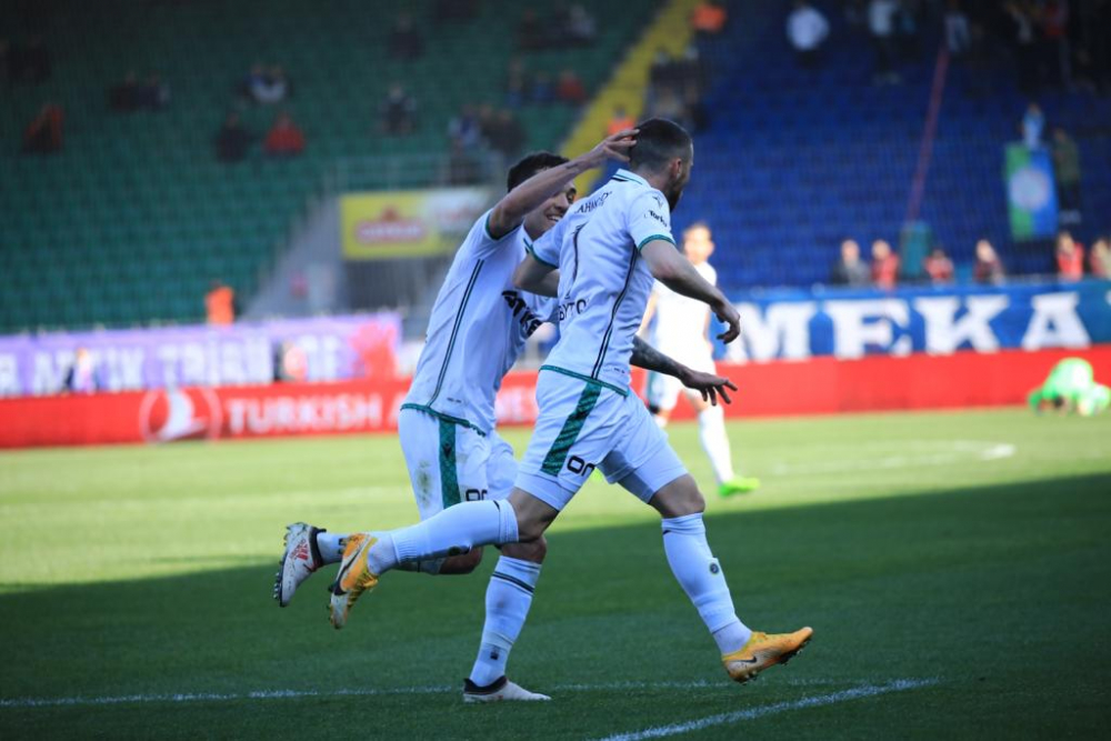 Rizespor 1 -1 Konyaspor İLK YARI SONUCU 4