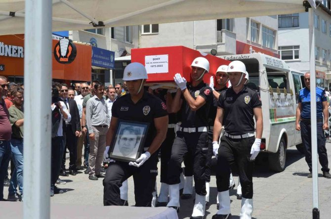 Konya'da öldürülen Dr. Ekrem Karakaya Kayseri'de toprağa verildi 19