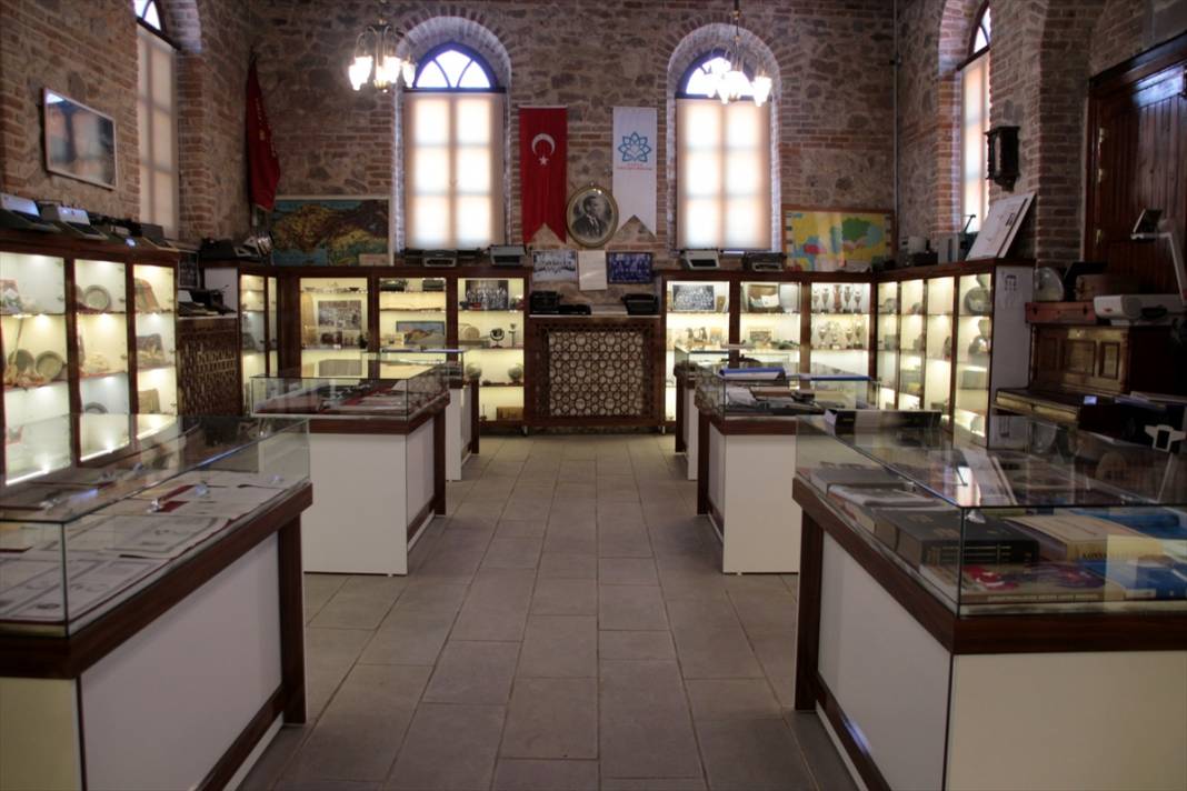 Konya İl Eğitim Tarihi Müzesinde 10 bine yakın materyal sergileniyor 7
