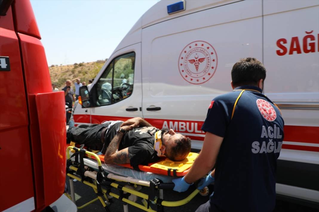 Gaziantep'te katliam gibi kaza: 15 ölü, 22 yaralı 12