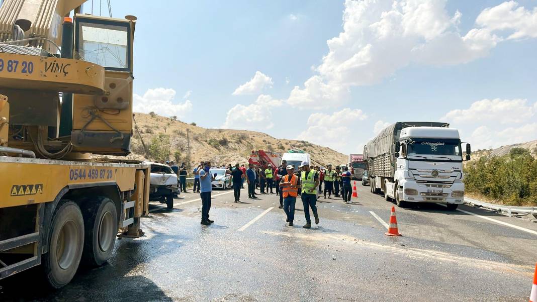 Gaziantep'te katliam gibi kaza: 15 ölü, 22 yaralı 28