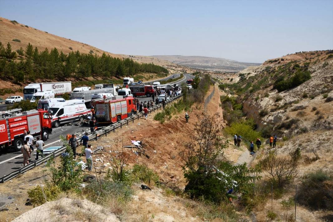 Gaziantep'te katliam gibi kaza: 15 ölü, 22 yaralı 41
