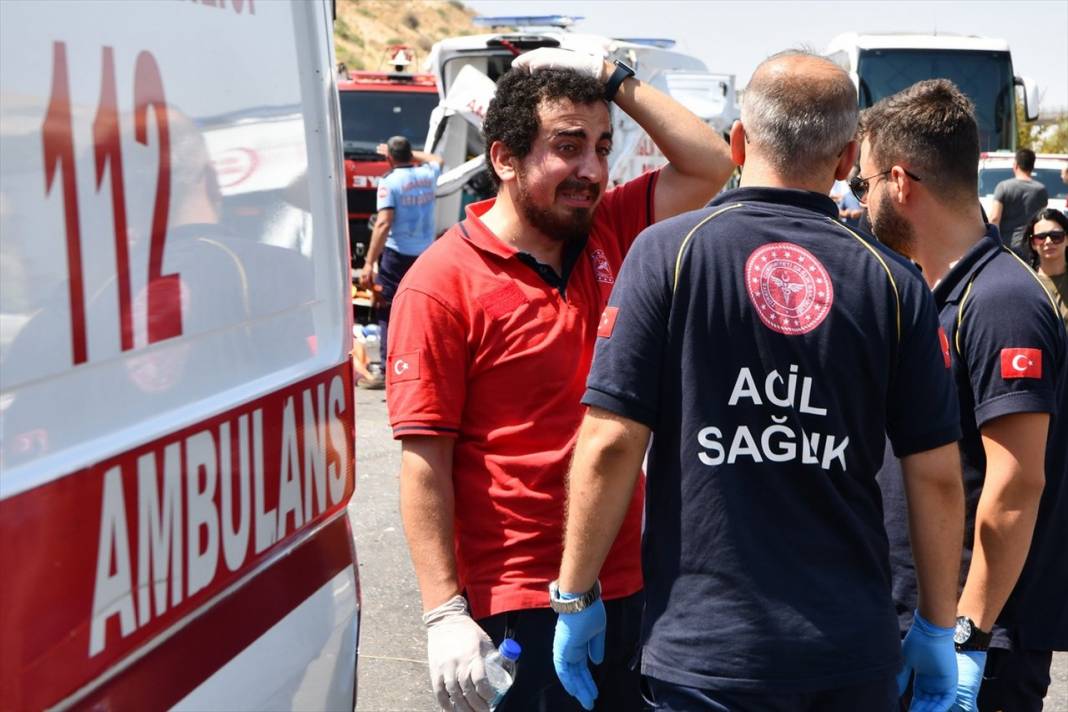 Gaziantep'te katliam gibi kaza: 15 ölü, 22 yaralı 43