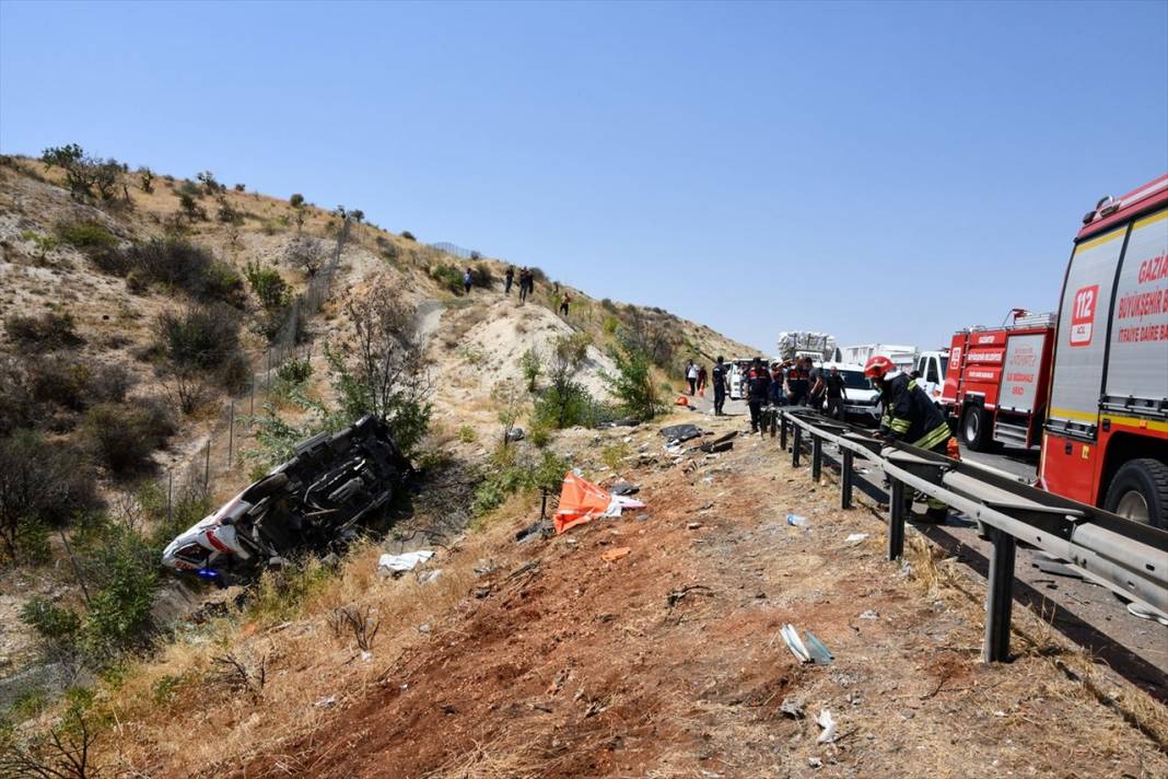 Gaziantep'te katliam gibi kaza: 15 ölü, 22 yaralı 47