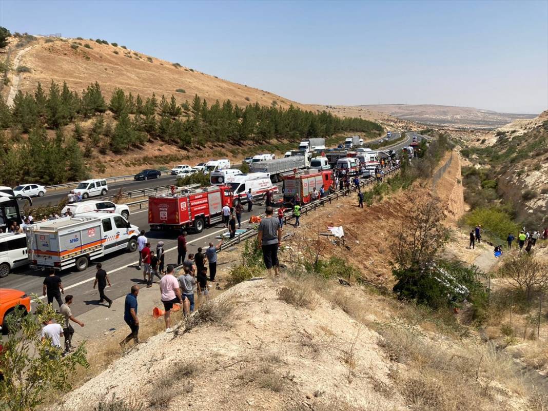 Gaziantep'te katliam gibi kaza: 15 ölü, 22 yaralı 7