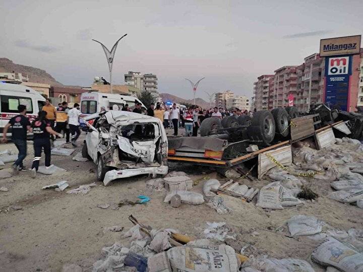 Mardin'deki kaza felaketinin boyutunu gösteren kareler 11