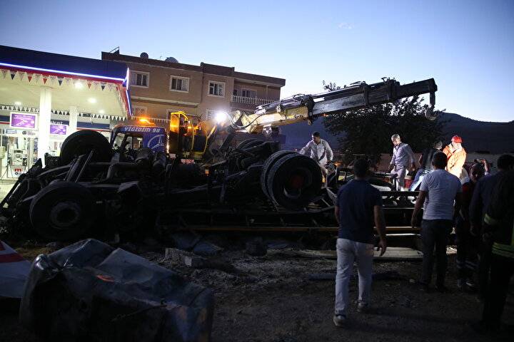 Mardin'deki kaza felaketinin boyutunu gösteren kareler 14