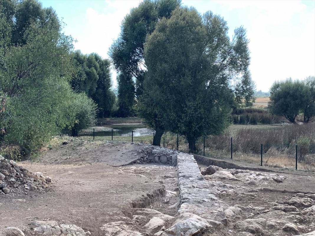Konya'da Anadolu Selçuklu Sultanı Alaaddin Keykubad'ın sarayının su kanalları ortaya çıkarılıyor 4