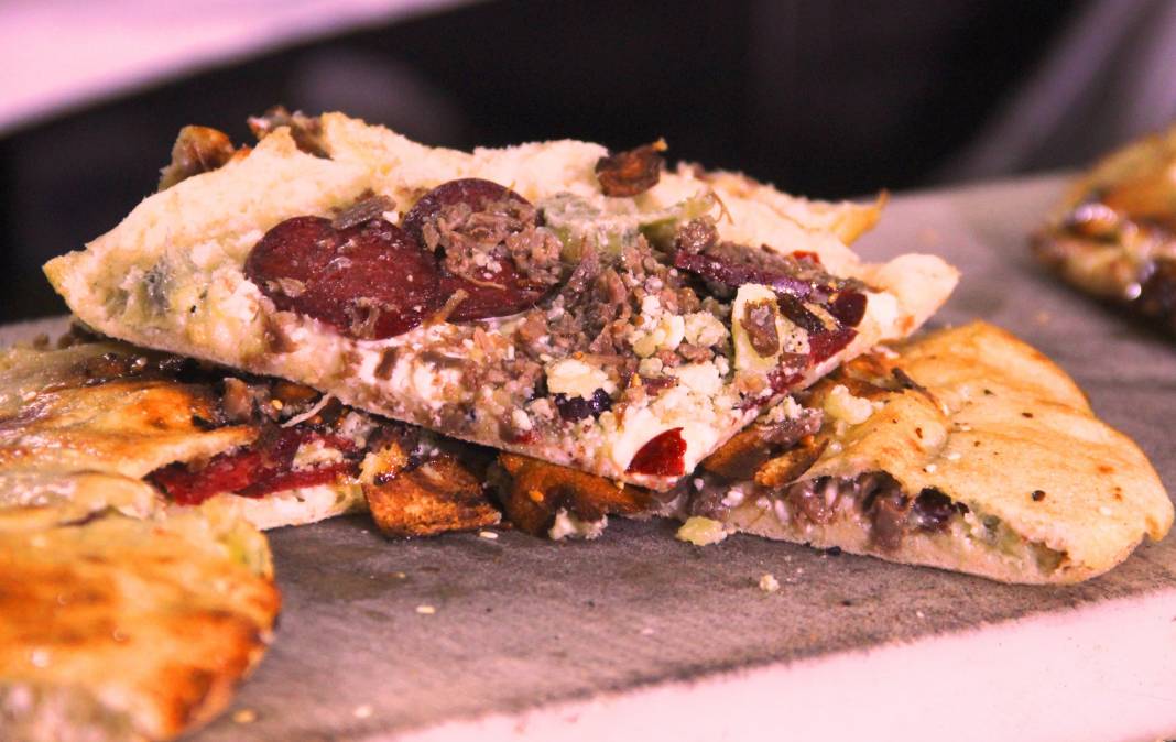 Osmanlı’dan günümüze uzanan Anadolu’nun pizzası "yağ somunu” 9