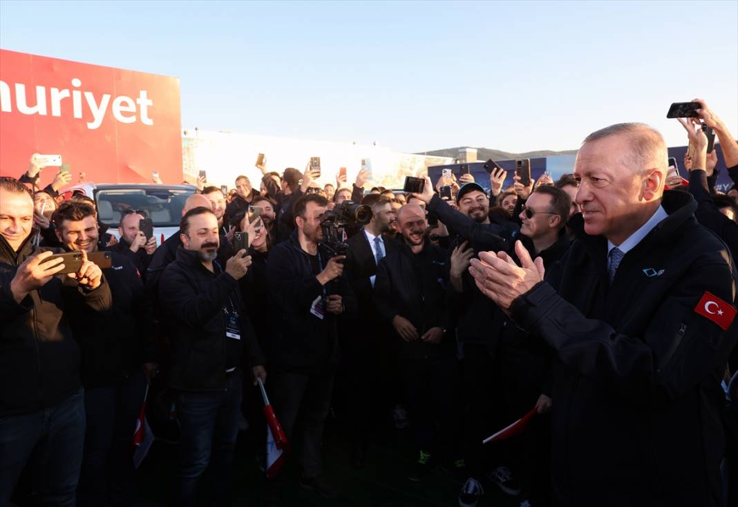 Cumhurbaşkanı Erdoğan, Togg aracını test etti 11