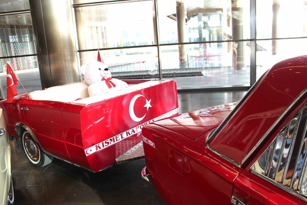 Konya’daki klasik otomobil sergisi 7’en 70’e ilgi çekiyor 8