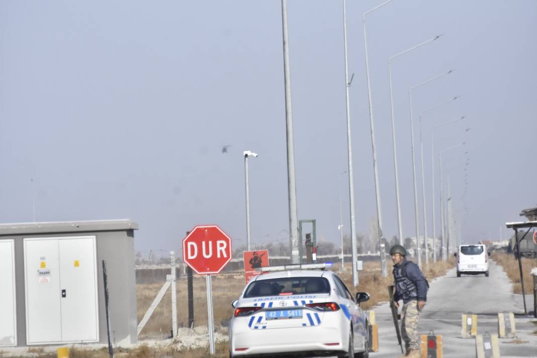 Konya'da askeri eğitim uçağı düştü 9