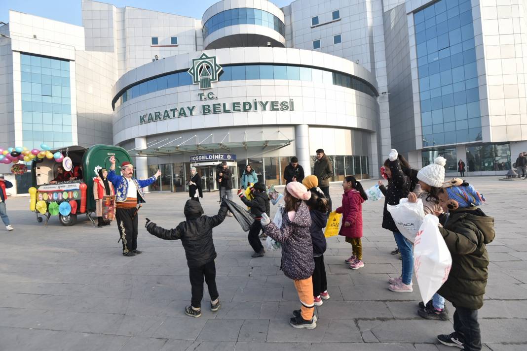 Konya'da çocuklar üç ayları "şivlilik" geleneğiyle karşıladı 25