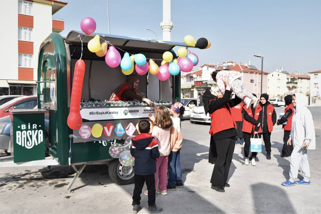 Konya'da çocuklar üç ayları "şivlilik" geleneğiyle karşıladı 28