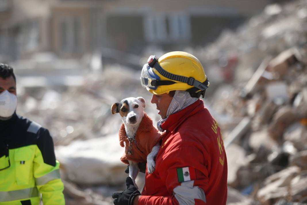 Kahramanmaraş merkezli depremlerden etkilenen Hatay'dan kareler 16