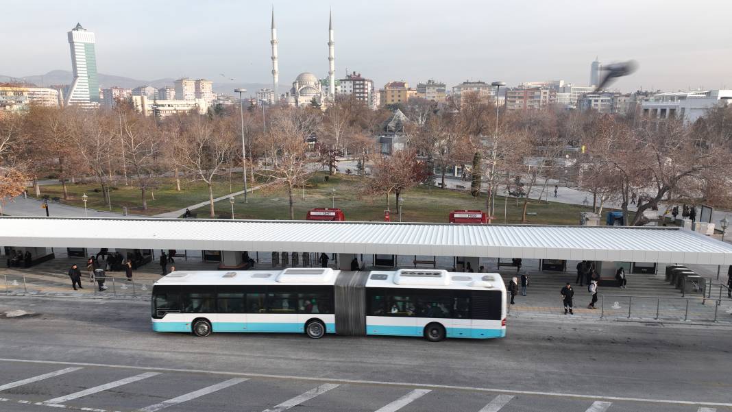 Konya'da Kültürpark Otobüs Durakları yenilendi 5