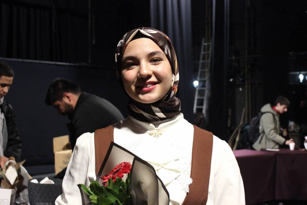Konya'da lise öğrencileri tiyatroda çığır açtı! 5