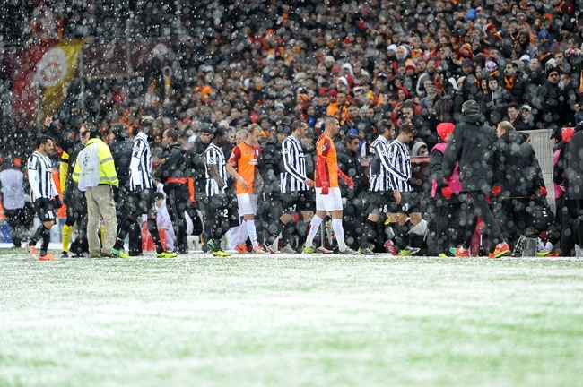 Galatasaray-Juventus maçına kar engeli 10