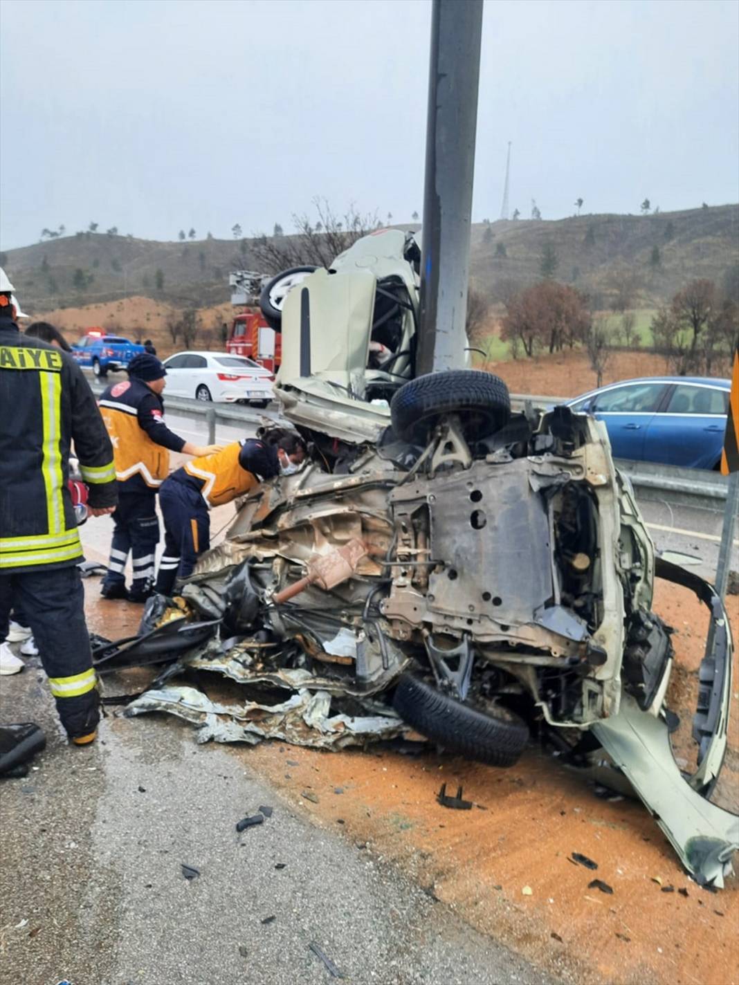 Kütahya'da genç sürücünün dehşet veren sonu... 7