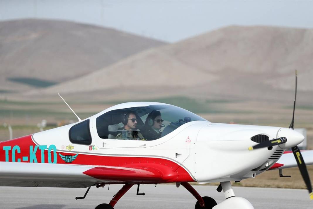 Geleceğin kadın kaptan pilotları Konya'da yetişiyor 12